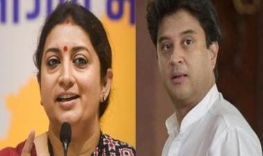 Prez accepts resignations of Mukhtar Abbas Naqvi, RCP Singh; Smriti Irani given charge of minority affairs ministry