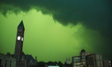 What's derecho – the storm that caused US skies to turn green