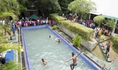 Pool parties and picnics galore: What's going on inside the Sri Lankan presidential palace?
