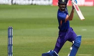 Virat Kohli is not far off from a real special innings, says Michael Vaughan