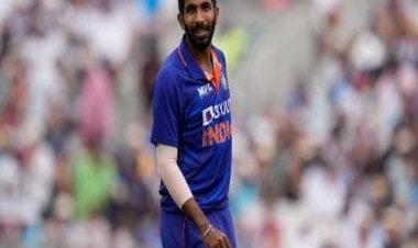 'Jasprit Bumrah is unplayable': Who said what on Twitter after pacer's 6/19 blows England away