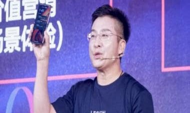 Motorola unveils the new look for its upcoming foldable Razr 2022 before official launch