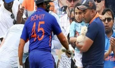 See photo: Rohit Sharma meets 6-year-old fan who got hit by his six in England ODI