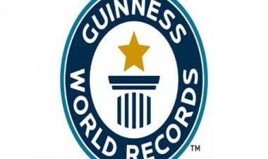 US man turns 'Magneto', creates Guinness World Record for placing cans on head using air suction
