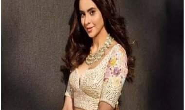 Kashish Sinha aka Aamna Sharif turns 40: Lesser known facts