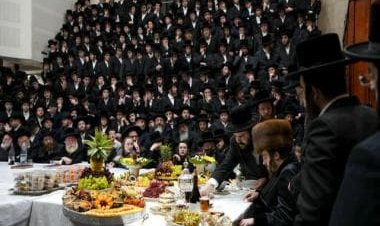 Explained: The controversy over ‘kosher phones’ in Israel that has raised the ire of rabbis