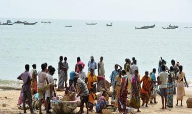 Rameswaram: Fishermen stage protest condemning attacks by Sri Lankan Navy