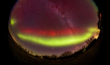 Amateur astronomers’ images of a rare double aurora may unlock its secrets