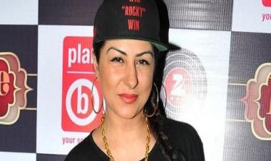 From Move Your Body to Chaar Baj Gaye: Best tracks by India's Rap Queen Hard Kaur on her birthday