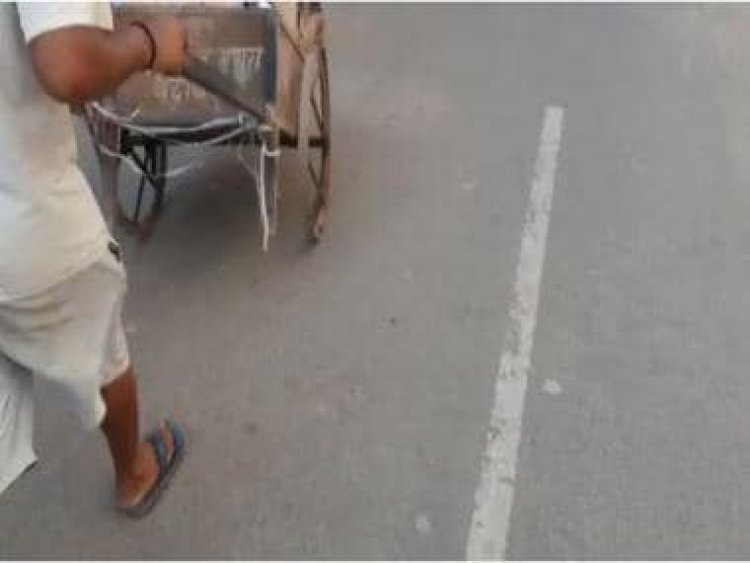 Nagar Nigam worker found carrying pictures of PM Modi and others in garbage cart; job terminated immediately