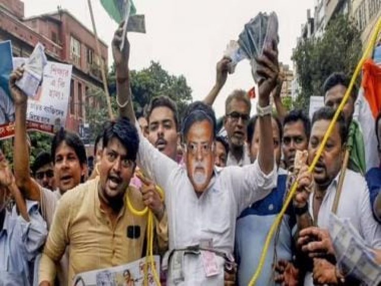 Who are Arpita Mukherjee, Manik Bhattacharya, aides of arrested Bengal minister Partha Chatterjee?