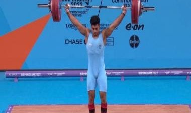 Commonwealth Games: India's Achinta Sheuli clinches gold in men's 73kg weightlifting final