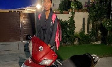 Heartwarming! Saga of female KFC rider in Pakistan goes viral, internet lauds her courage