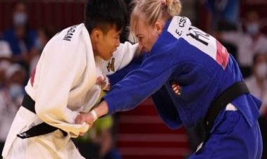 Commonwealth Games: Shushila Devi Likmabam clinches silver medal in judo; Vijay Yadav takes bronze