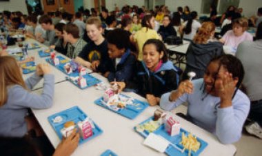 Friendships with rich people may help lift children out of poverty