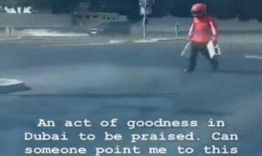 Watch: Food delivery agent removes concrete blocks from road to avoid traffic disruption, Dubai Prince appreciates
