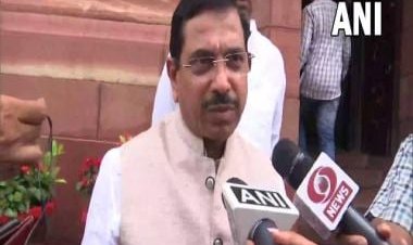 'Nakli Gandhi, fake ideology': BJP tears into Rahul for 'Gandhi family an ideology' remark