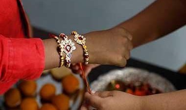 Happy Raksha Bandhan 2022: Wishes and greetings to share with your siblings