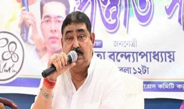 Cattle smuggling case: TMC’s Anubrata Mondal shown shoes amid slogans of ‘chor, chor’ when produced in special CBI court