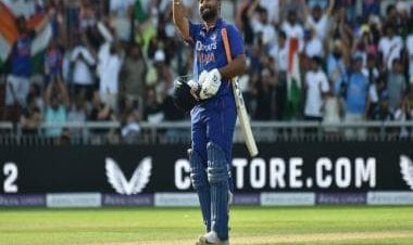 'Rishabh Pant an option to open in T20 World Cup,' says Mahela Jayawardene