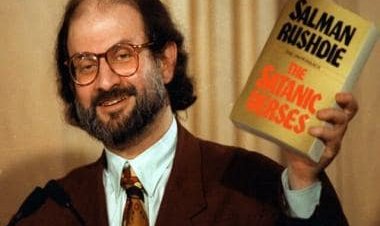 'Rajiv Gandhi banned my book because of Muslim votes', Rushdie had said in a 1998 letter