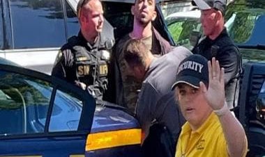 Salman Rushdie's attacker had contact with Iran’s Islamic Revolutionary Guard Corps, say reports