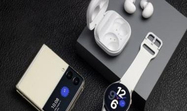 Samsung Z Fold4, Z Flip4, Galaxy Buds2 Pro, and Galaxy Watch5 prebookings start today