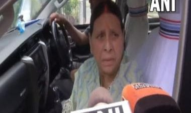 Rabri Devi on raids: 'Centre unleashing CBI on RJD leaders to scare new government'