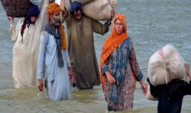 Army to rescue people from flood affected zones in Pak; death toll inches to 1000