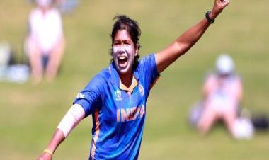 Jhulan Goswami's passion for cricket unmatched, nobody can taker her place: Harmanpreet Kaur