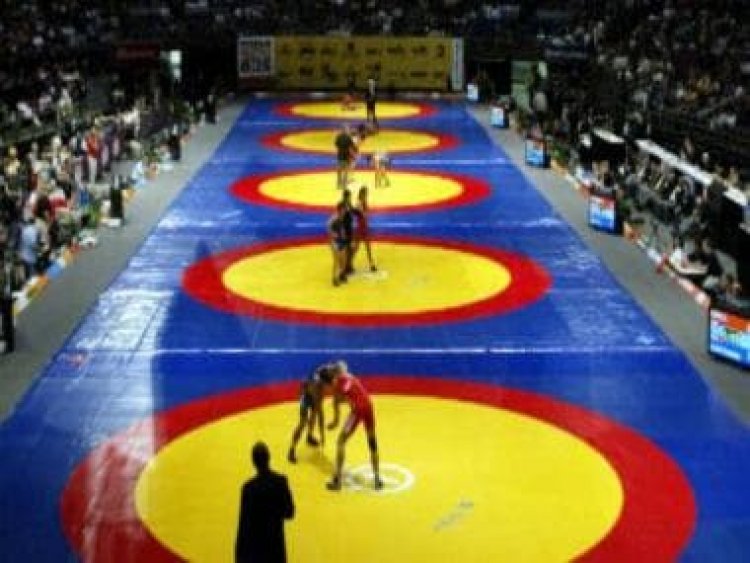 Commonwealth Games: Mohit Grewal beats Aaron Johnson by fall to clinch bronze in men's 125kg wrestling
