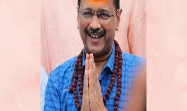 Gujarat: Arvind Kejriwal out to break the bank for vote bank, promises farm loan waiver equal to half of state's income