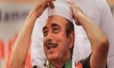 'Doesn't change your DNA': Ghulam Nabi Azad attacks Congress over 'Modi-fied' swipe ahead of public rally in Jammu