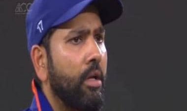 Watch: Rohit Sharma turning back on Arshdeep Singh during Sri Lanka match irks fans