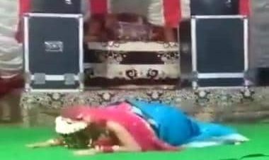 Jammu: Artiste collapses and dies on stage during performance