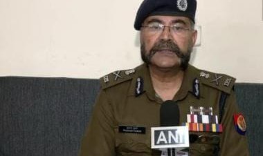 UP: Two Dalit sisters found hanging from tree in Lakhimpur Kheri; Akhilesh, Priyanka attack Yogi