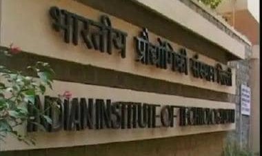 Days after Mohali MMS scandal, IIT-B employee caught 'filming' inside girls' washroom