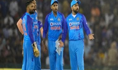 India vs Australia: Men in Blue's listless bowling at death and other talking points from 1st T20I