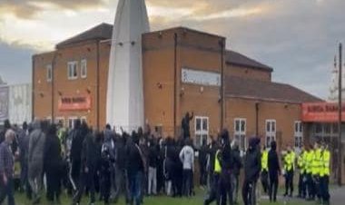 Hindus under attack in UK: With chants of ‘Allahu Akbar…Takbir’, Muslim mob attacks temple in Smethwick as cops look on