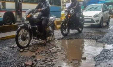 Bengaluru pothole makes it to Google landmarks; Twitter has field day