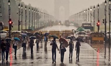 Weather Update: Heavy monsoon rain drenches Delhi-NCR, know forecast for next 2 days