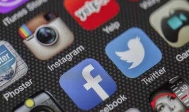Five ways to reduce social media addiction