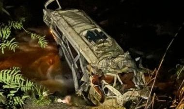 Himachal Pradesh: 7 tourists killed, 10 injured as vehicle falls into gorge in Kullu