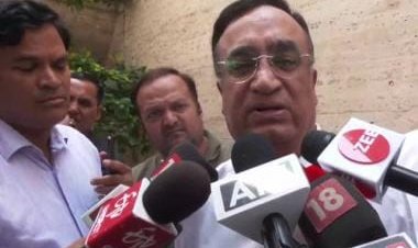 Rajasthan political crisis deepens as Gehlot loyalists make three demands; Maken, Kharge return to Delhi