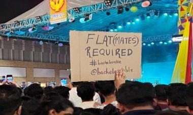 Viral: Placard reading 'flatmates required' from Lucky Ali's concert leaves internet in splits