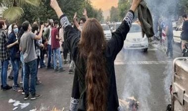 Journalist Masih Alinejad invites feminists, freedom fighters around the world to support Iranian women