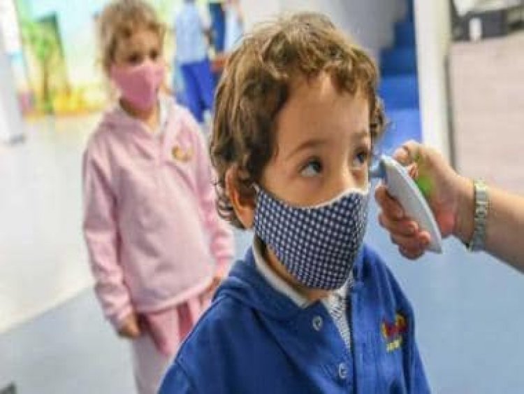 Here are 5 home remedies for treating fever in children