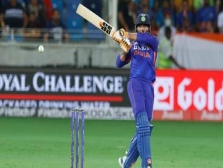 Ravindra Jadeja shares Sanjay Manjrekar’s picture, terms him a ‘dear friend’