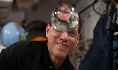 Free-flying water bubble and some astronauts: ISS latest post leaves internet awestruck