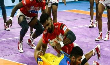 Pro Kabaddi Highlights: Haryana 41 - Bengal 33; Thalaivas draw 31 - 31 with Giants; Paltan tie 34 - 34 with Pirates